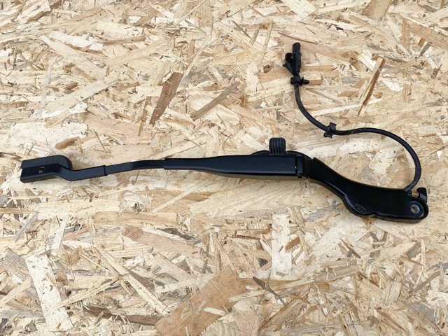 Поводок дворника 31457315 VOLVO