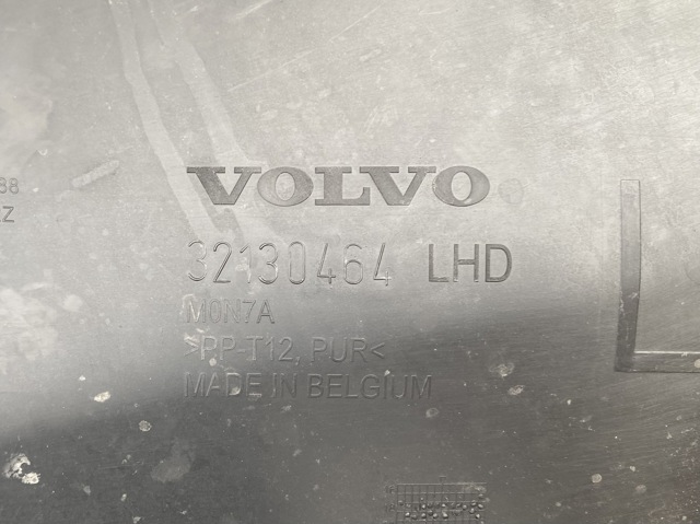 VOLVO 32130464 Водосток лобового стекла, жабо в наличии Запорожье
