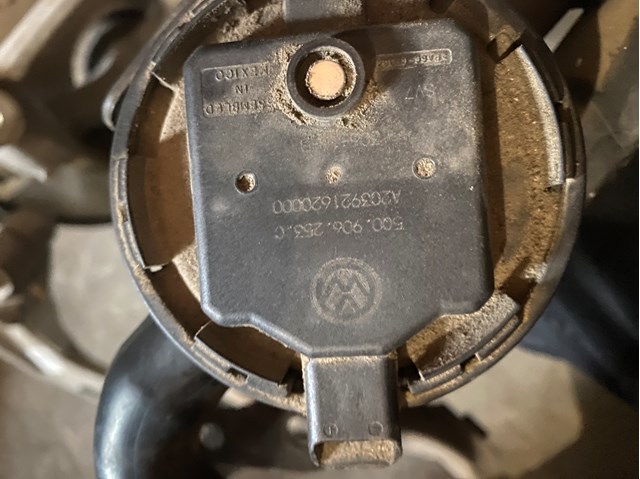 Клапан адсорбера топлива 5Q0906253C VAG