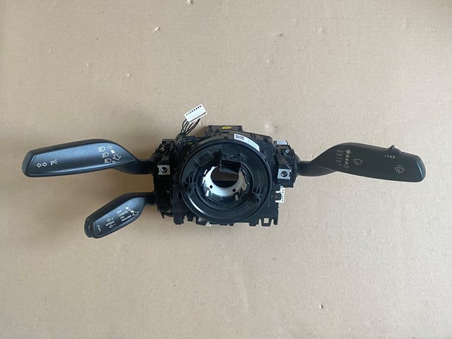 Переключатель подрулевой 8V0953502H VAG