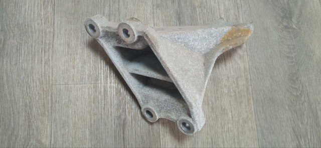 112533NF0A NISSAN Кронштейн подушки (опоры) двигателя левой купить в Винница