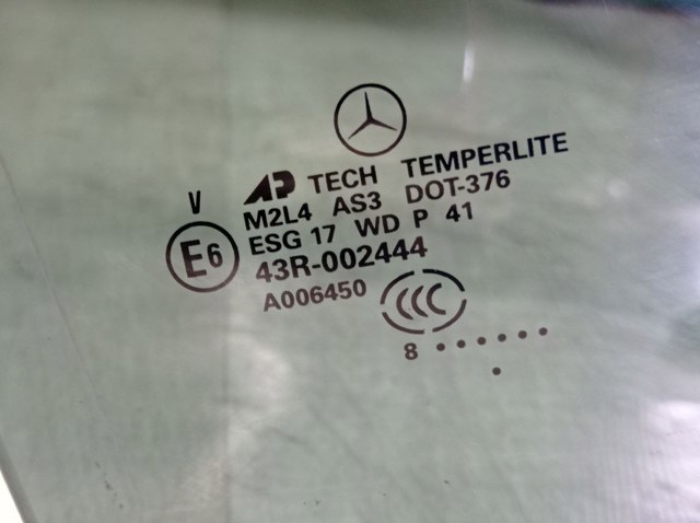 A1647350210 MERCEDES Стекло двери задней правой купить в Сумы
