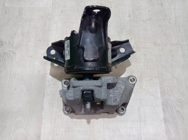 21830C5400 Подушка (опора) двигателя левая купить Каменское