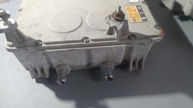Модуль управления (ЭБУ) заряда основной батареи 24290152 GM