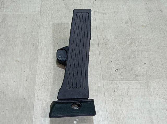 Педаль акселератора 32700C6110 HYUNDAI