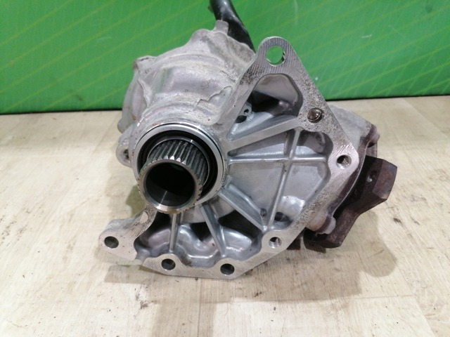 331004BB0C NISSAN Раздатка купить в Украина