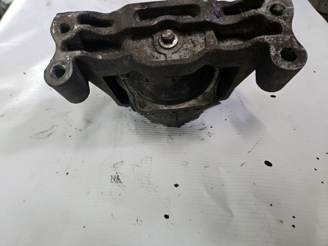 FORD 3C116F012AE Подушка (опора) двигателя правая в наличии Запорожье