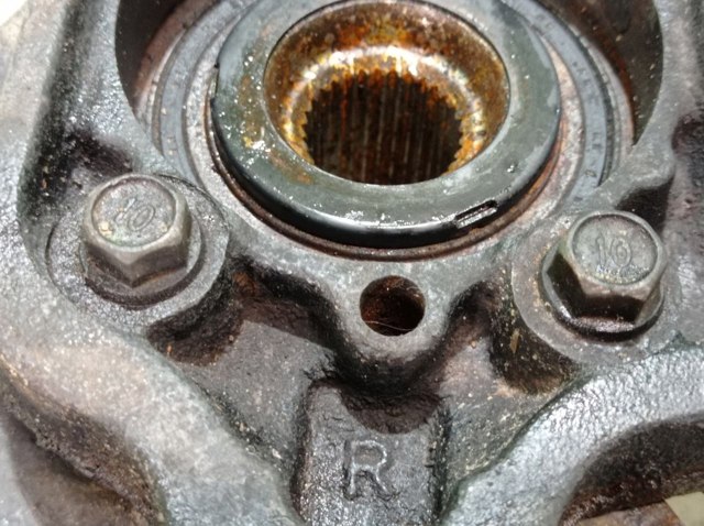 HYUNDAI 51716C5400 Цапфа передняя правая в наличии Николаев