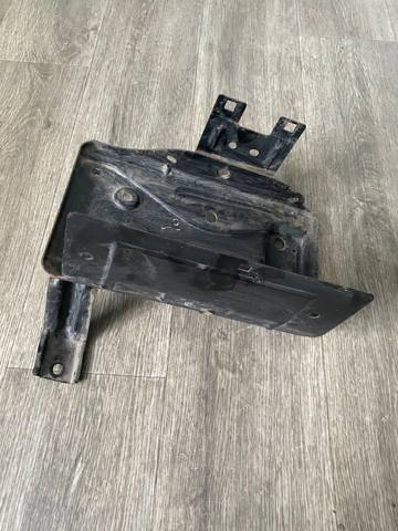 Подставка аккумулятора (АКБ) 648603NF0A NISSAN