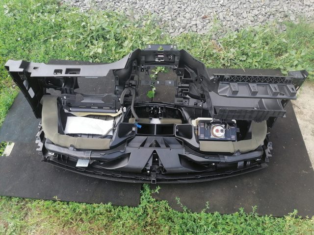 NISSAN 682006FK0A в наличии Днепр