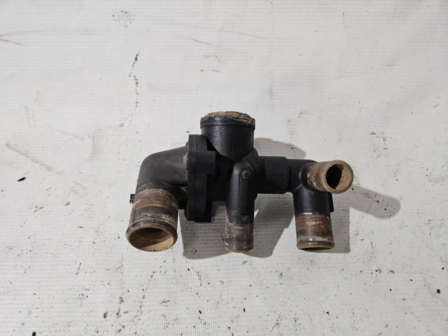 6C1Q9K478AC FORD Корпус термостата купить в Каменское