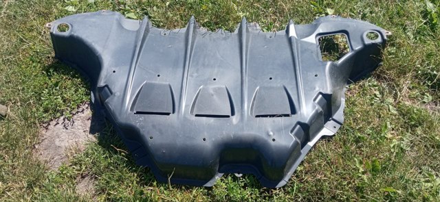 NISSAN 748A23NF0A Защита днища задняя в наличии Житомир