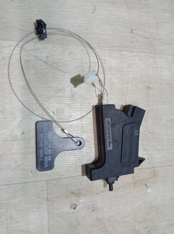 Мотор-привод открытия лючка бака 81590C6000 HYUNDAI