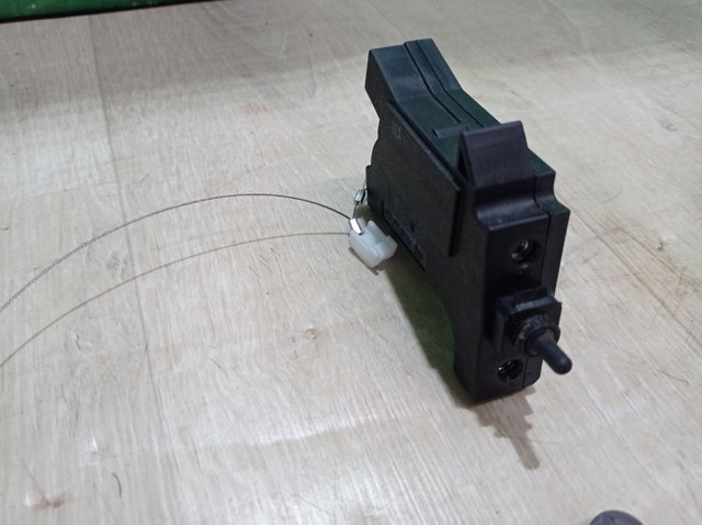 81590C6000 HYUNDAI Мотор-привод открытия лючка бака купить в Винница