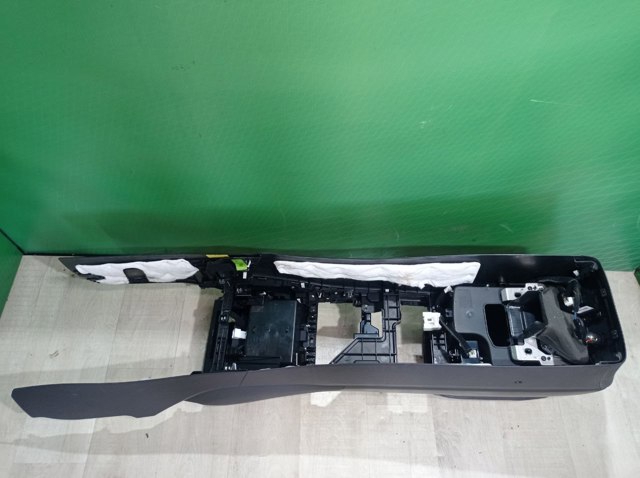 84660C6000WK HYUNDAI Крышка подлокотника купить в Сумы