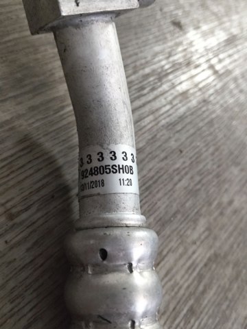 Трубка кондиционера от компрессора к радиатору 924805SH0B NISSAN