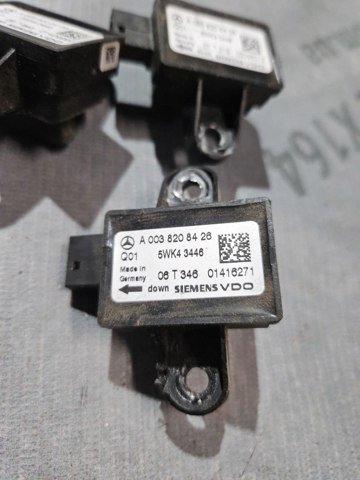 MERCEDES A0038208426 Датчик удара в наличии Винница