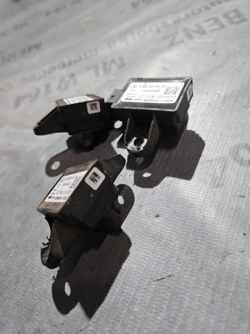 MERCEDES A0038208426 Датчик удара в наличии Украина