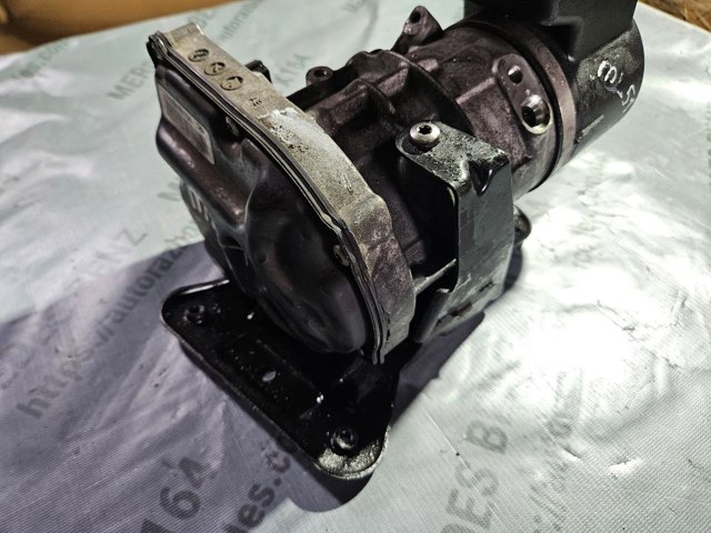 Насос гидравлики A1644601580 MERCEDES