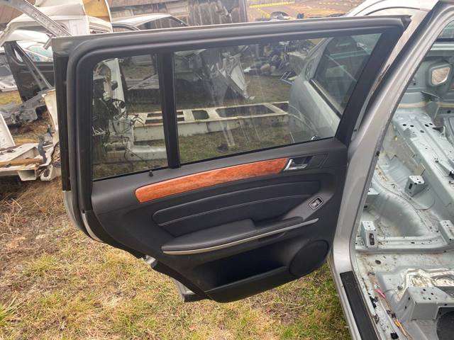 MERCEDES 1647300305 Дверь задняя левая в наличии Одесса