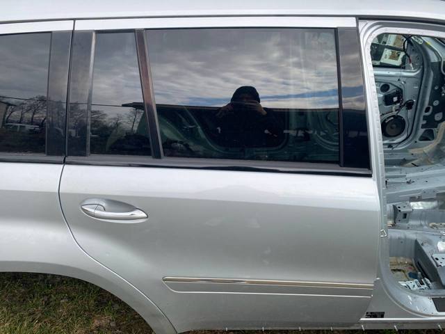 Задняя правая дверь A1647300405 MERCEDES