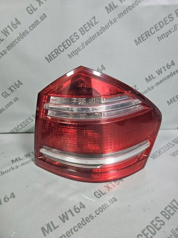 Задняя левая фара A1648200564 MERCEDES