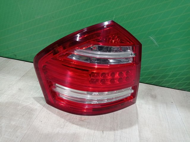 Задняя левая фара A1648203364 MERCEDES