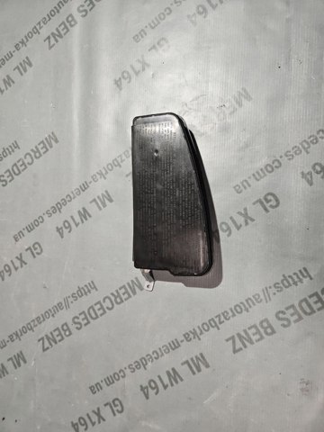 Подушка Айрбег спинки сидения правого A1648601805 MERCEDES