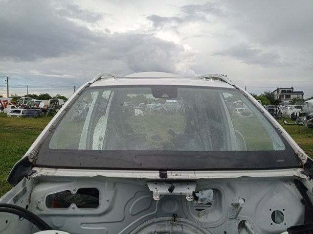 MERCEDES 1666701301 Стекло лобовое  в наличии Сумы