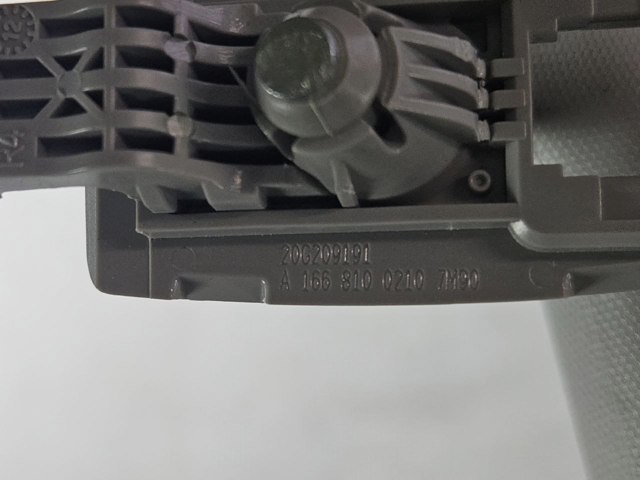 A1668100210 MERCEDES Солнцезащитный козырек купить в Днепр