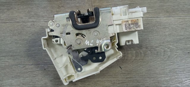 A1697202635 MERCEDES Замок передней правой двери купить в Ровно