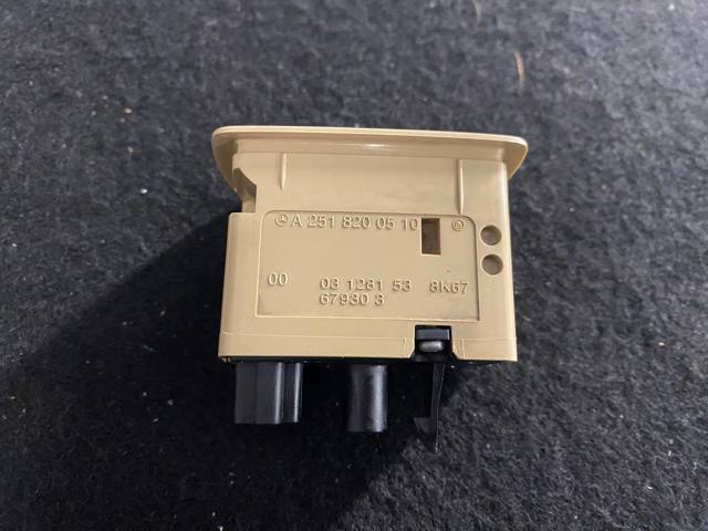 MERCEDES A25182005109051 Кнопочный блок управления стеклоподъемником передний правый в наличии Харьков