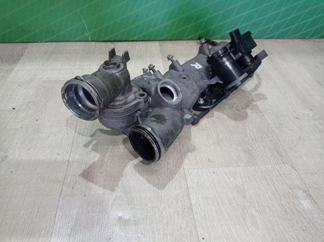 MERCEDES A6420900637 Коллектор впускной правый в наличии Тернополь