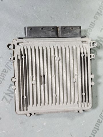 Модуль управления двигателем A6421507800 MERCEDES