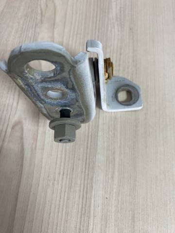 CJ5Z7822800C FORD Петля двери передней правой купить в Ровно