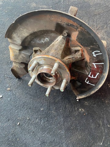 Кулак поворотный передний правый CV6Z3K185B FORD