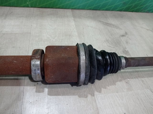 FORD F2G33B436AD Правая полуось в наличии Черновцы