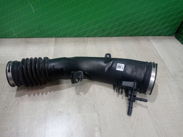 Патрубок воздушный выход воздушного фильтра F2G39F805BC FORD