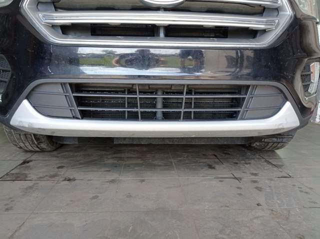 Буфер (бампер) передний Ford Escape 2