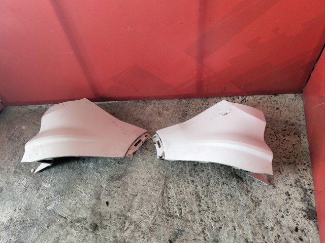 Бампер задний, левая часть GJ5Z17811APTM FORD
