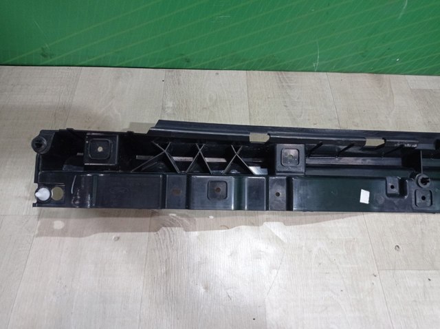 KT4B17C871A FORD Кронштейн бампера заднего центральный купить в Житомир