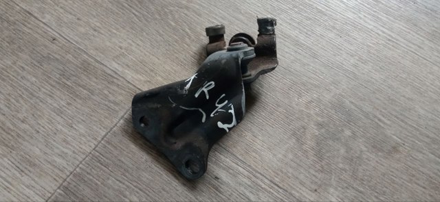 YC15V25028AE Ролик двери боковой (сдвижной) правый верхний купить Одесса