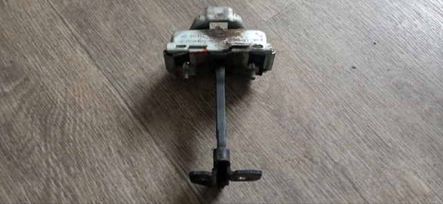 FORD YC15V44100AK Ограничитель открывания двери багажного отсека (фургон) правый в наличии Тернополь