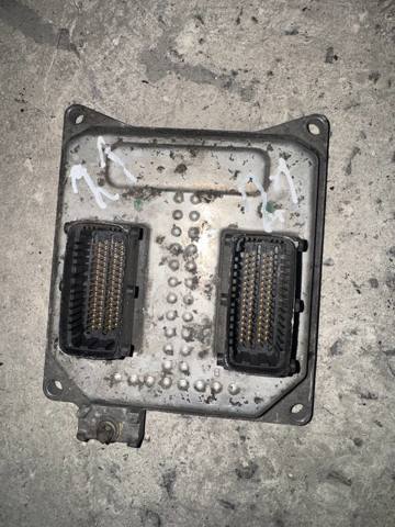 Компьютер двигателя 12992406 OPEL