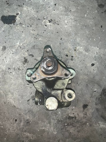RENAULT 26058572 Насос гидроусилителя руля (ГУР) в наличии Павлоград
