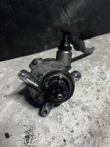 VOLVO 30731825 Вакуумный насос в наличии Харьков