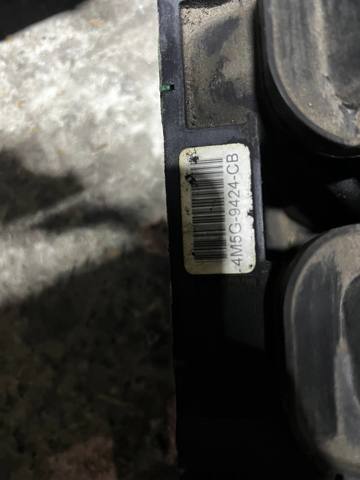 4M5G9424CB FORD Впускной коллектор купить в Черновцы