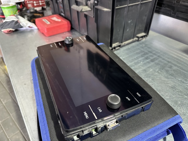 VAG 5G6919605D Дисплей многофункциональный в наличии Кривой Рог