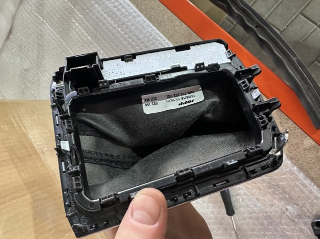 VAG 5NN713203HQE Рукоятка рычага КПП в наличии Украина