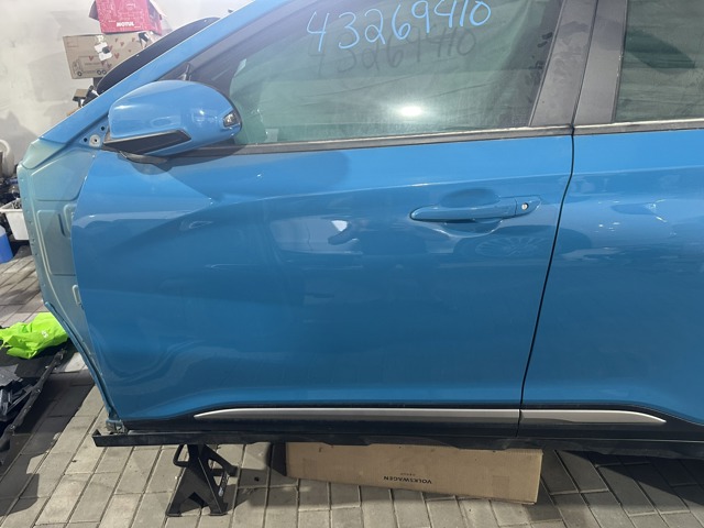 Водительская дверь 76003J9000 HYUNDAI